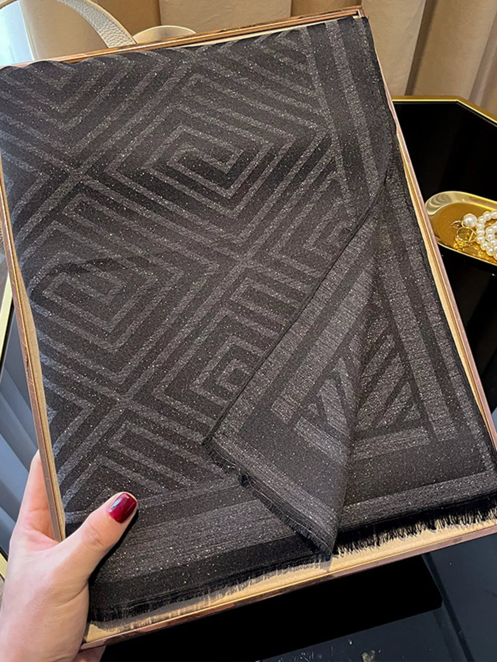 71d675a829f44880ae7c3d7717f46da7-Max-Origin